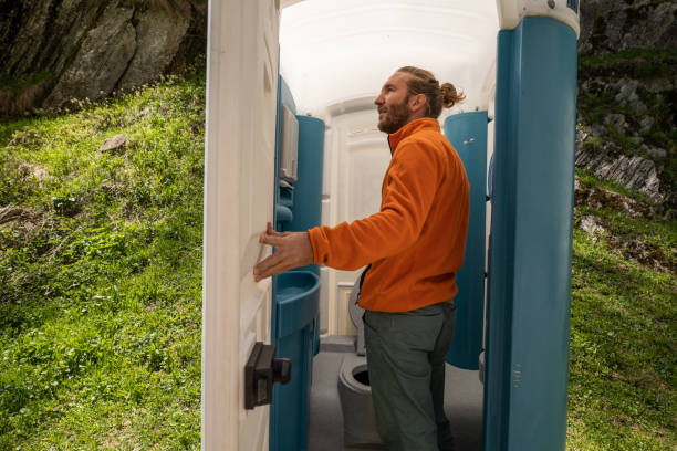 Best Portable restroom trailer rental  in Riverton, NJ